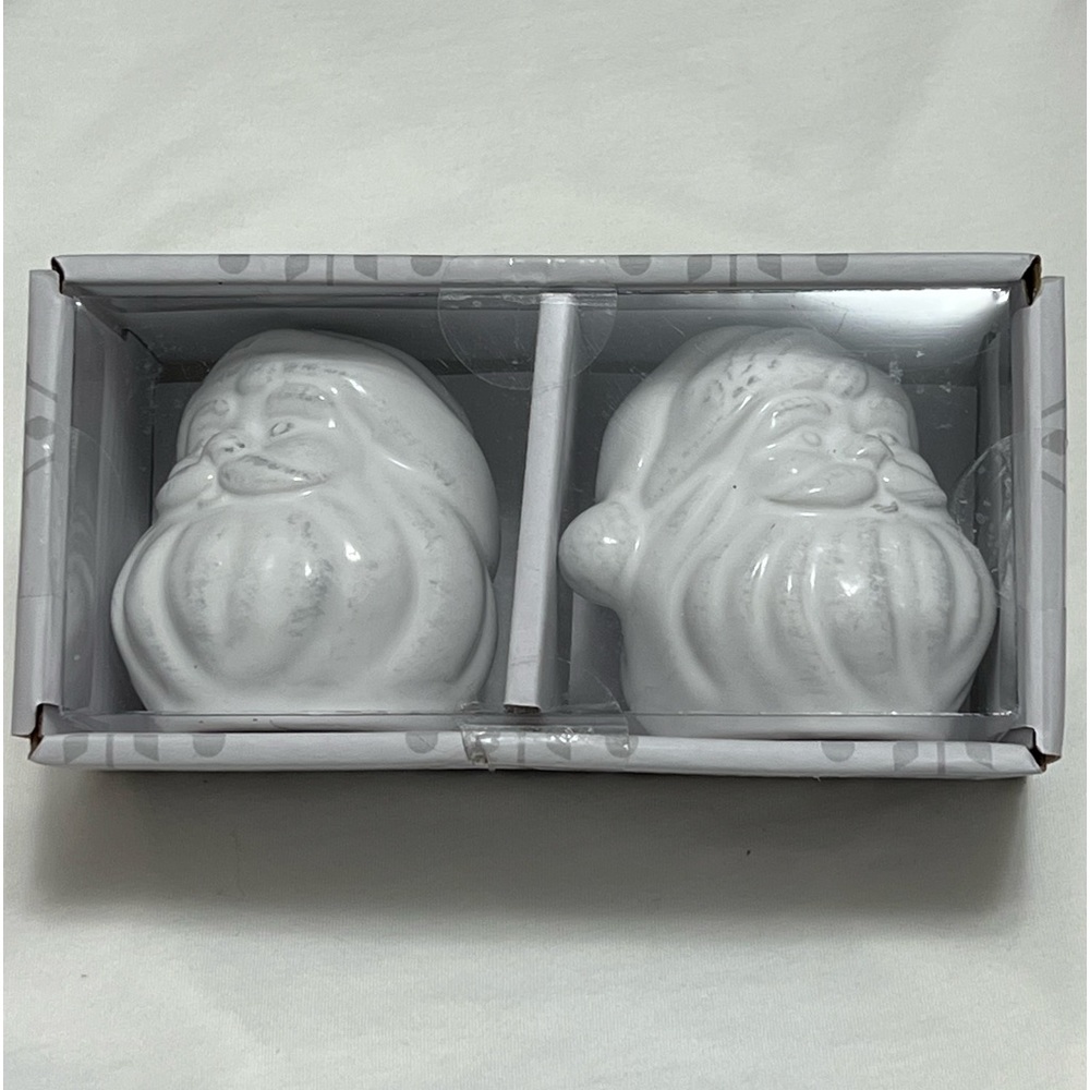 NWT Santa Claus White Salt and Pepper Shakers